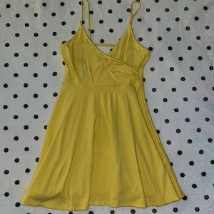 Forever 21 Yellow Spaghetti Strapped Dress Size S